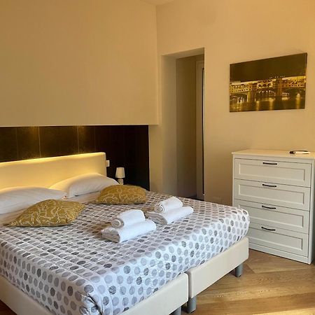 Uffizi Charme Apartment Флоренция Екстериор снимка